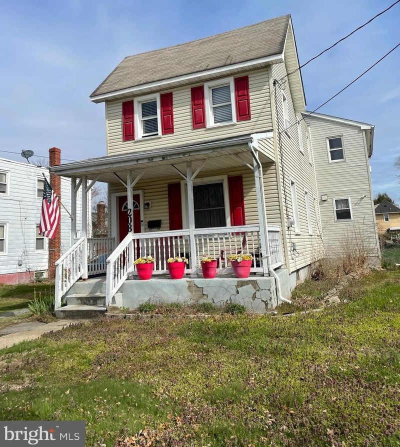 208 Delaware Ave, Palmyra, NJ 08065-2340
