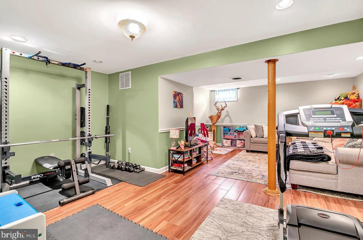 213 River Ct, Chesterfield NJ  08505-1149 exterior