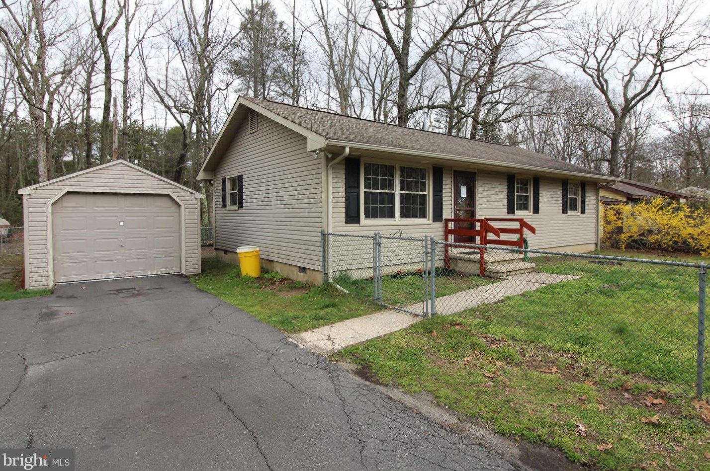 422 Pemberton Blvd, Browns Mills NJ  08015-1048 exterior