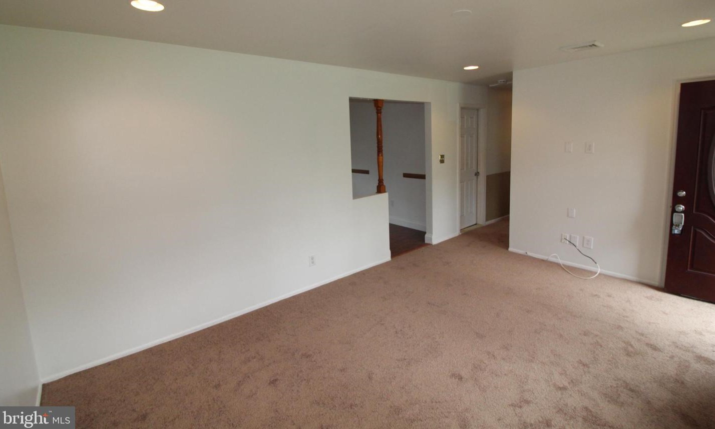 422 Pemberton Blvd, Browns Mills NJ  08015-1048 exterior