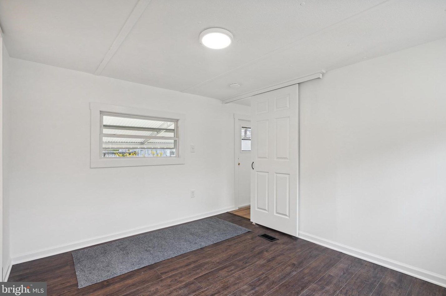 39 Cherry Ln, Southampton NJ 08088-9073 exterior