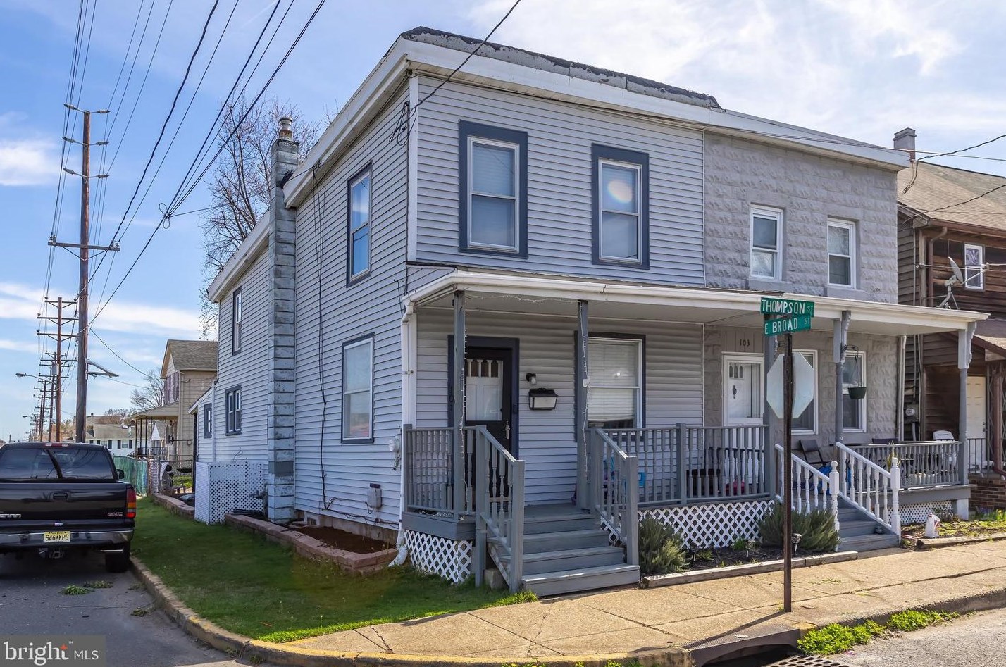 101 Thompson St, Burlington, NJ 08016