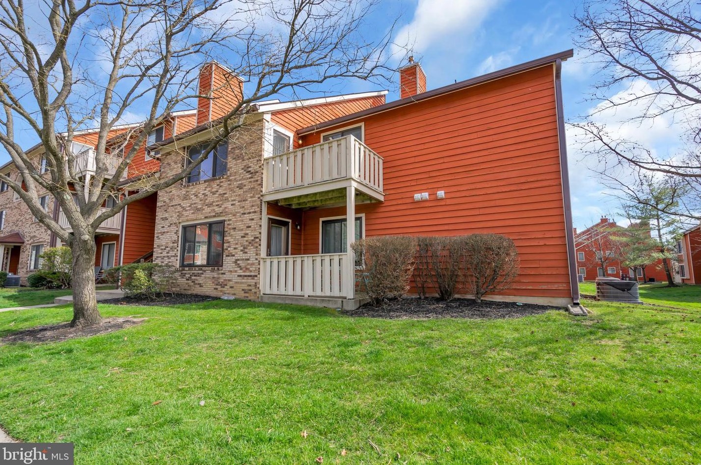 2419 Durham Ct, Mount Laurel, NJ 08054