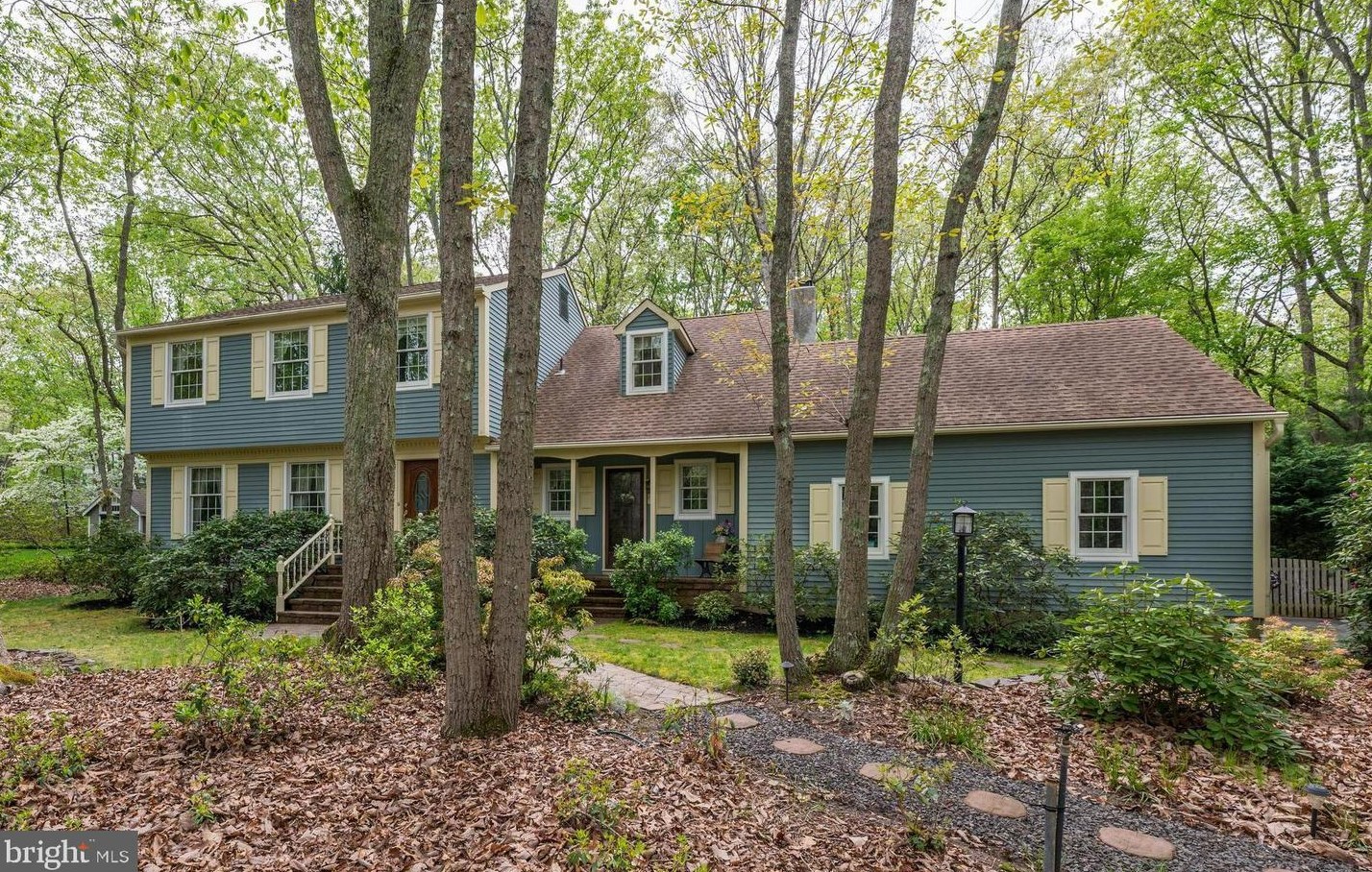 12 Strafford Circle Rd, Medford, NJ 08055-8615