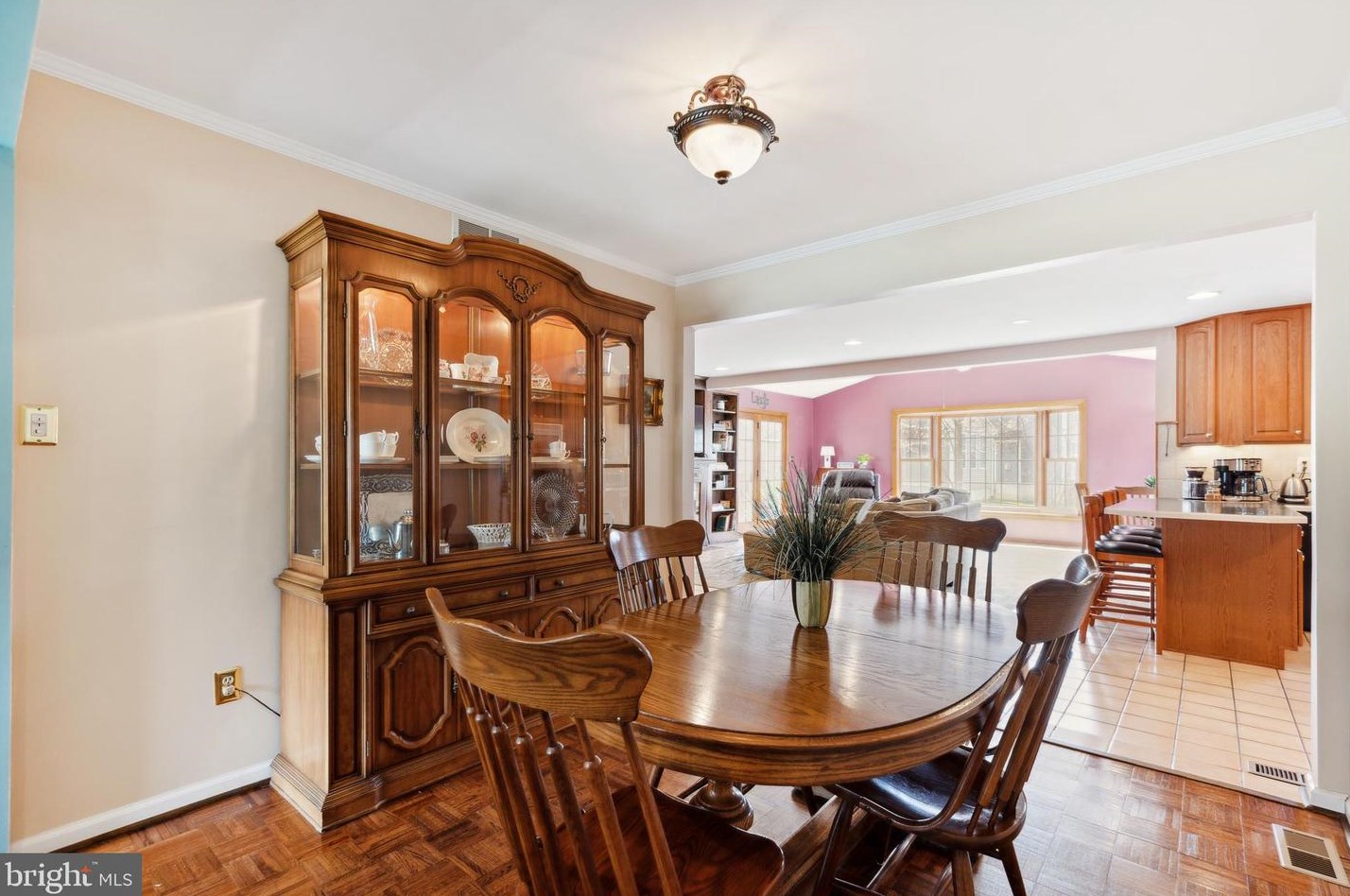 208 Andrews Ave, Moorestown NJ 08057-1237 exterior