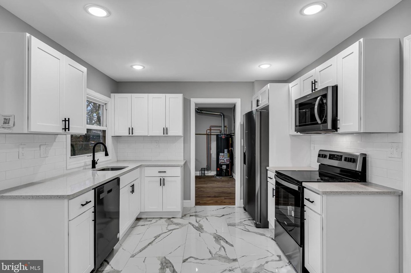 46 Sussex Dr, Willingboro, NJ 08046-1430
