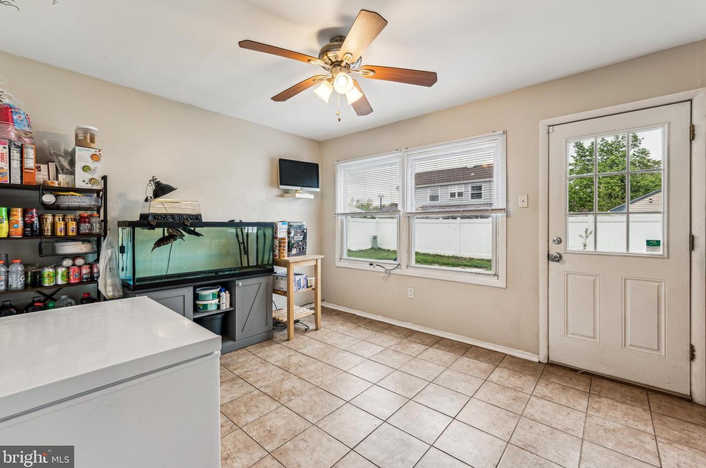 21 Peppermint Ln, Willingboro NJ  08046-2715 exterior