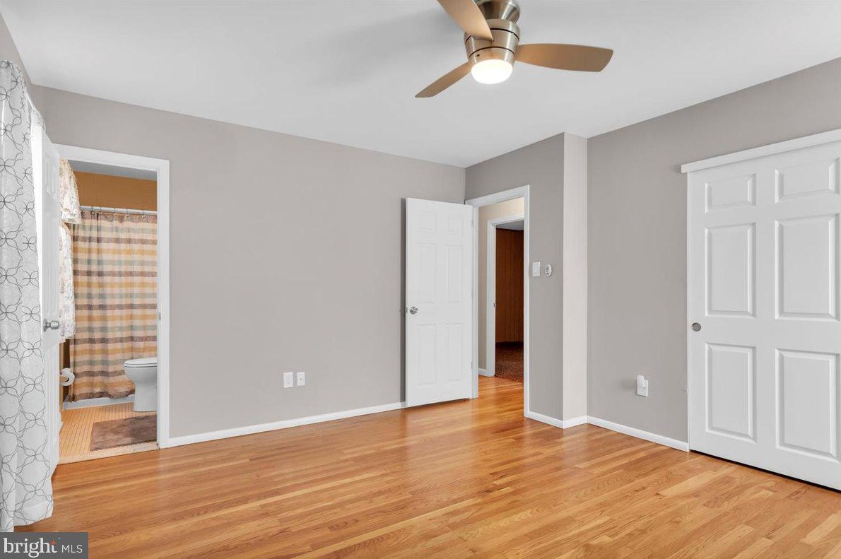 8 Sequoia Dr, Riverton NJ  08077-3135 exterior