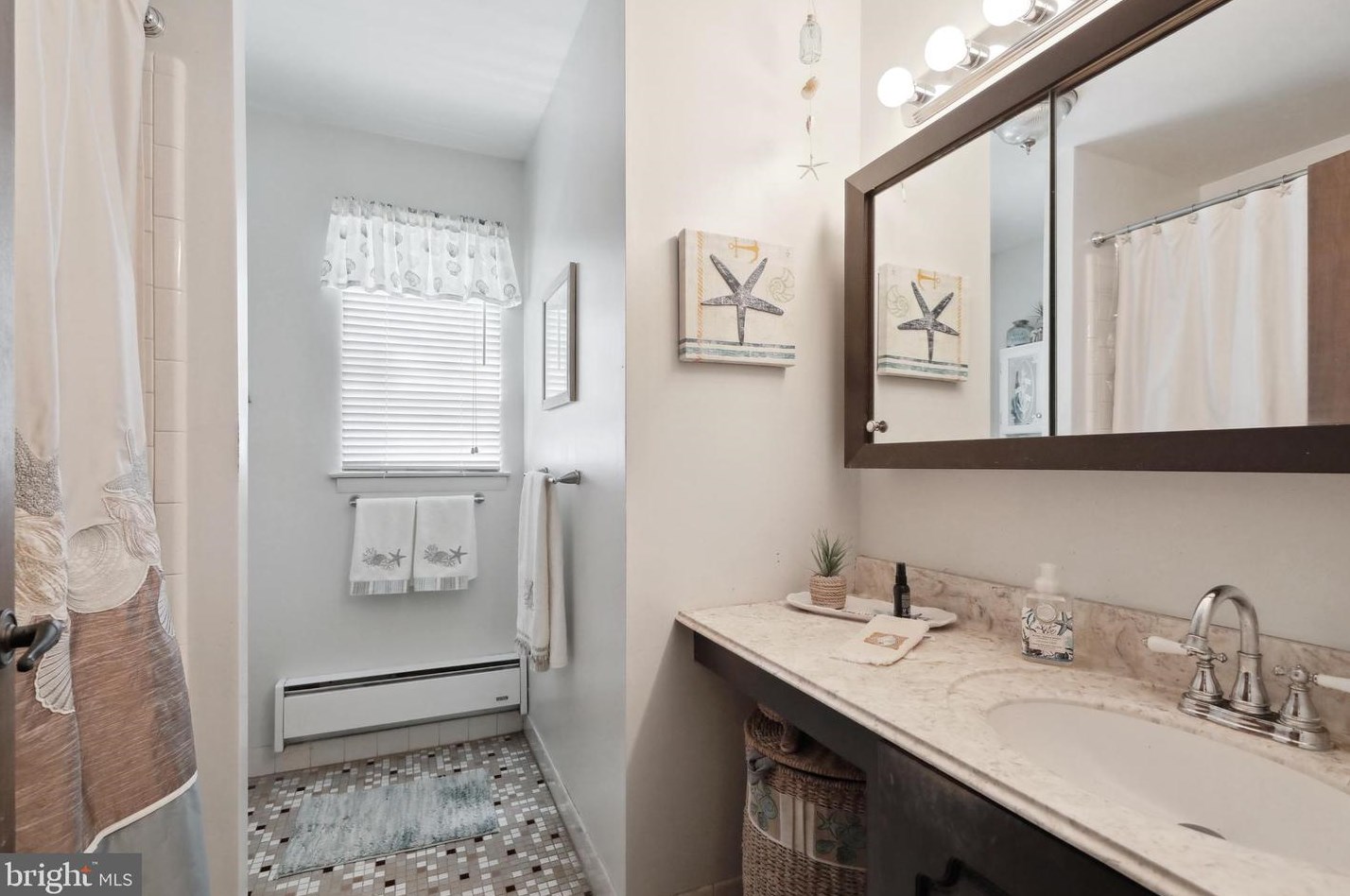 150 Dorchester Dr, Southampton NJ  08088-1326 exterior