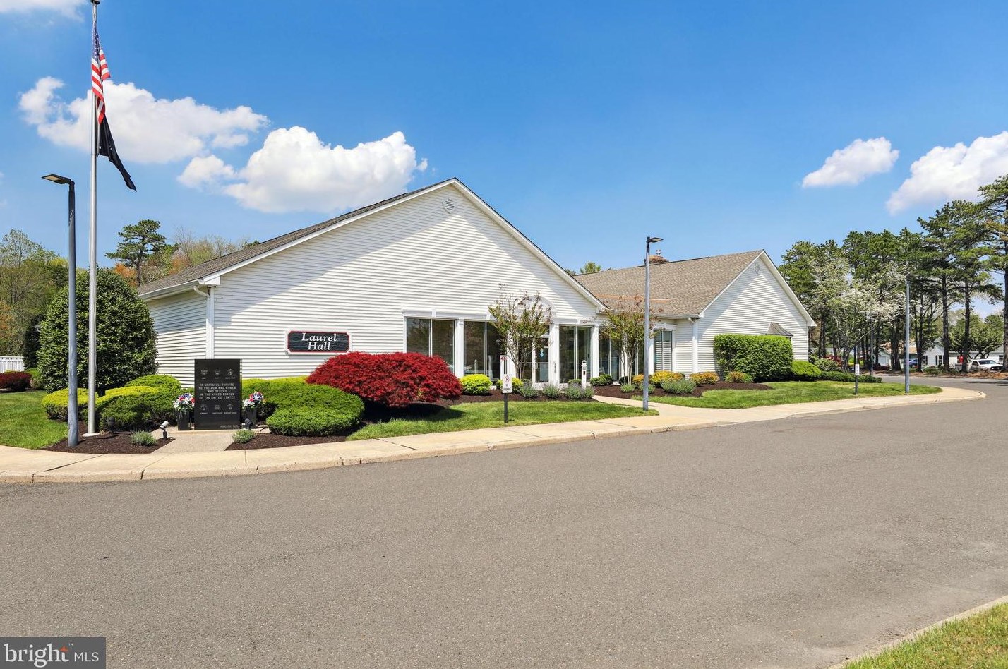 150 Dorchester Dr, Southampton NJ  08088-1326 exterior