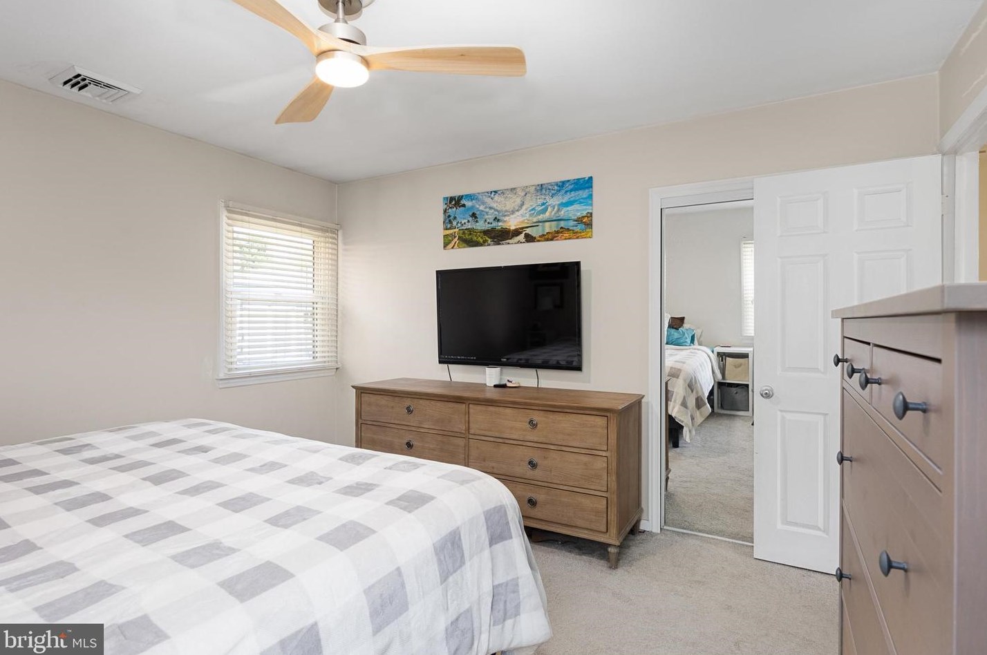 326 High St, Moorestown NJ 08057-3508 exterior