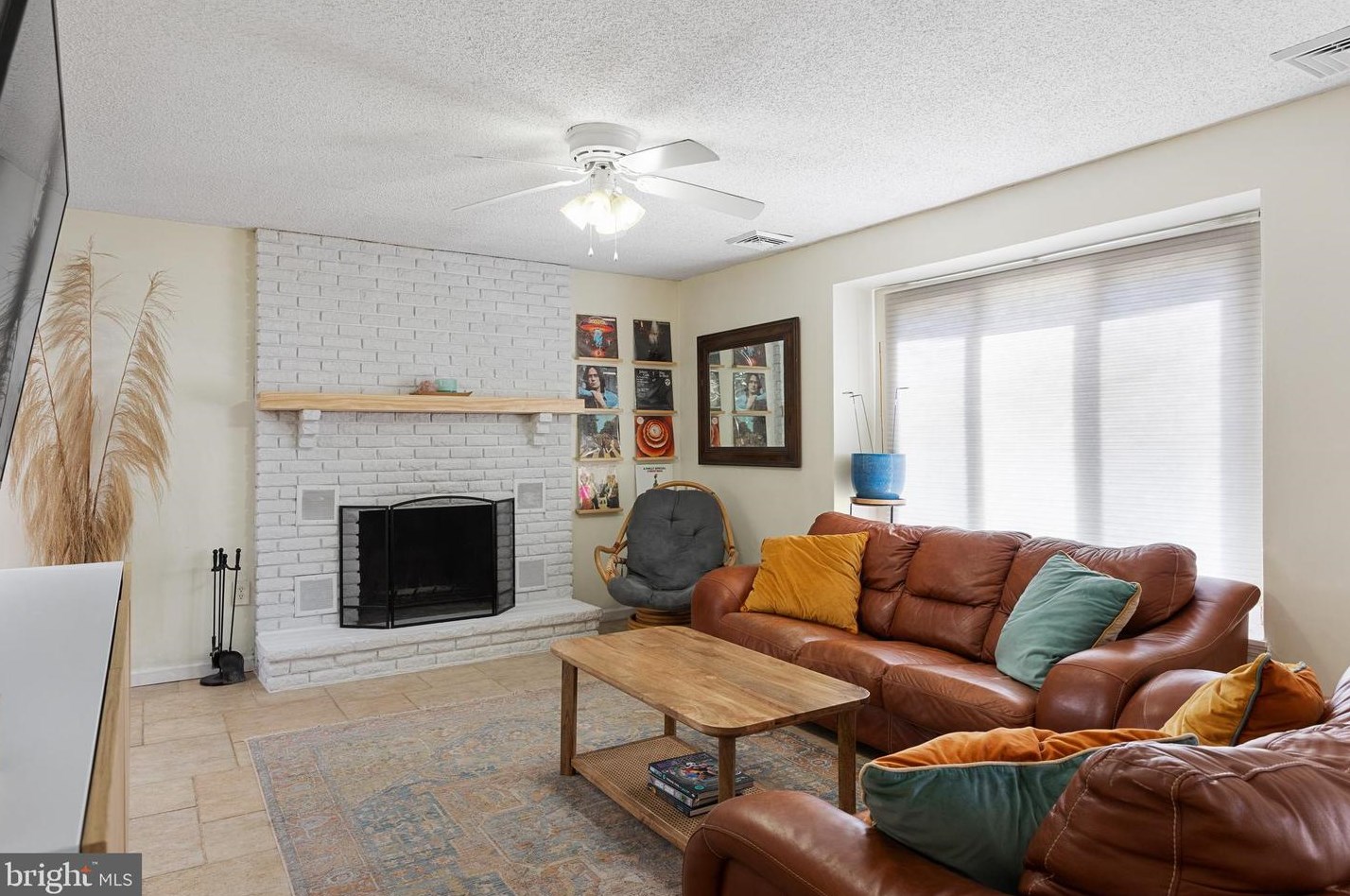 326 High St, Moorestown NJ 08057-3508 exterior