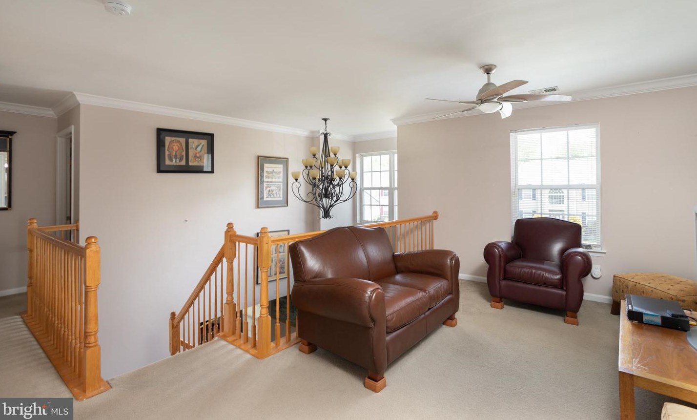 28 Durham Dr, Columbus NJ 08022-2349 exterior