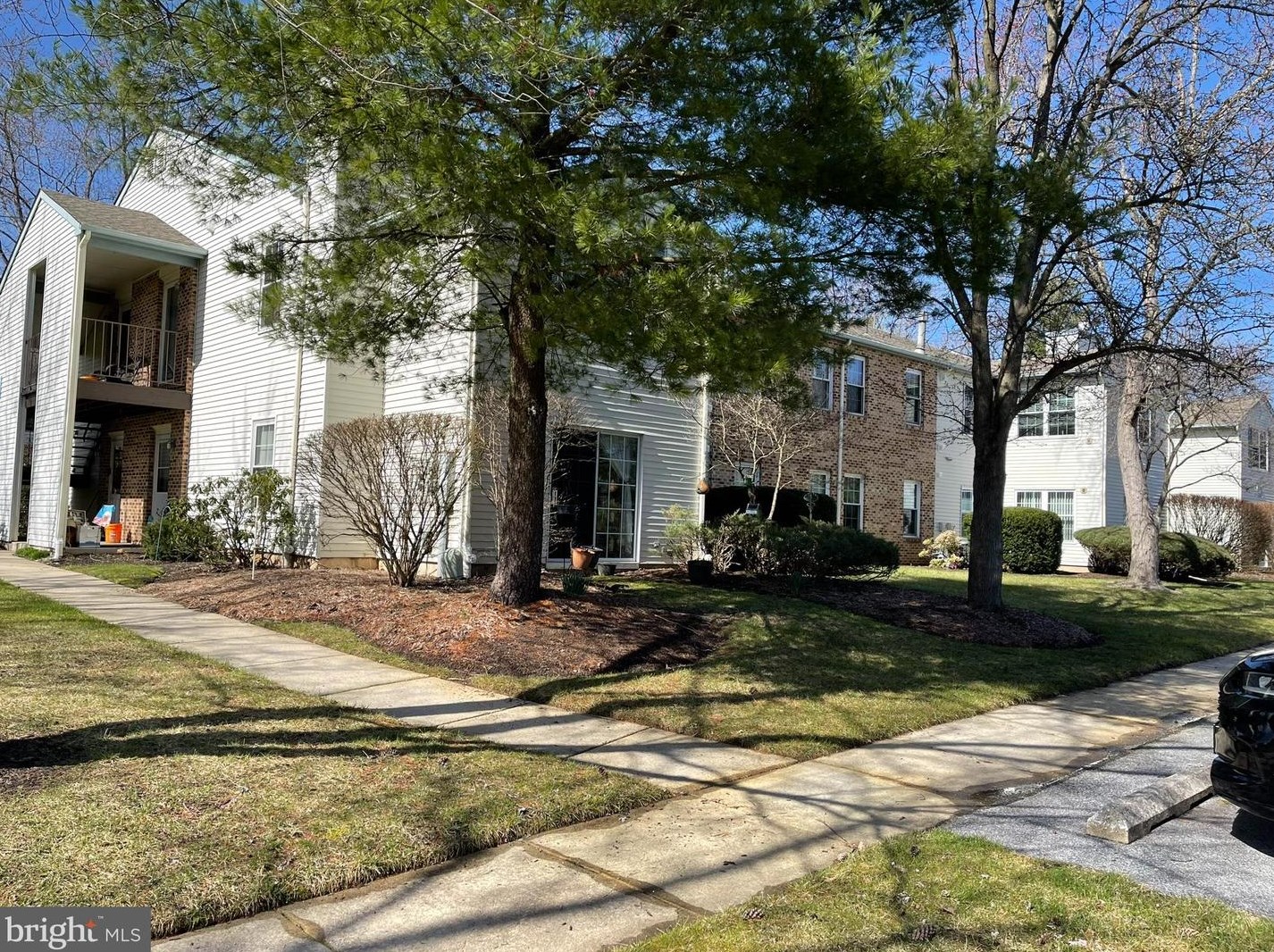 134 W Berwin Way #b, Mount Laurel, NJ 08054