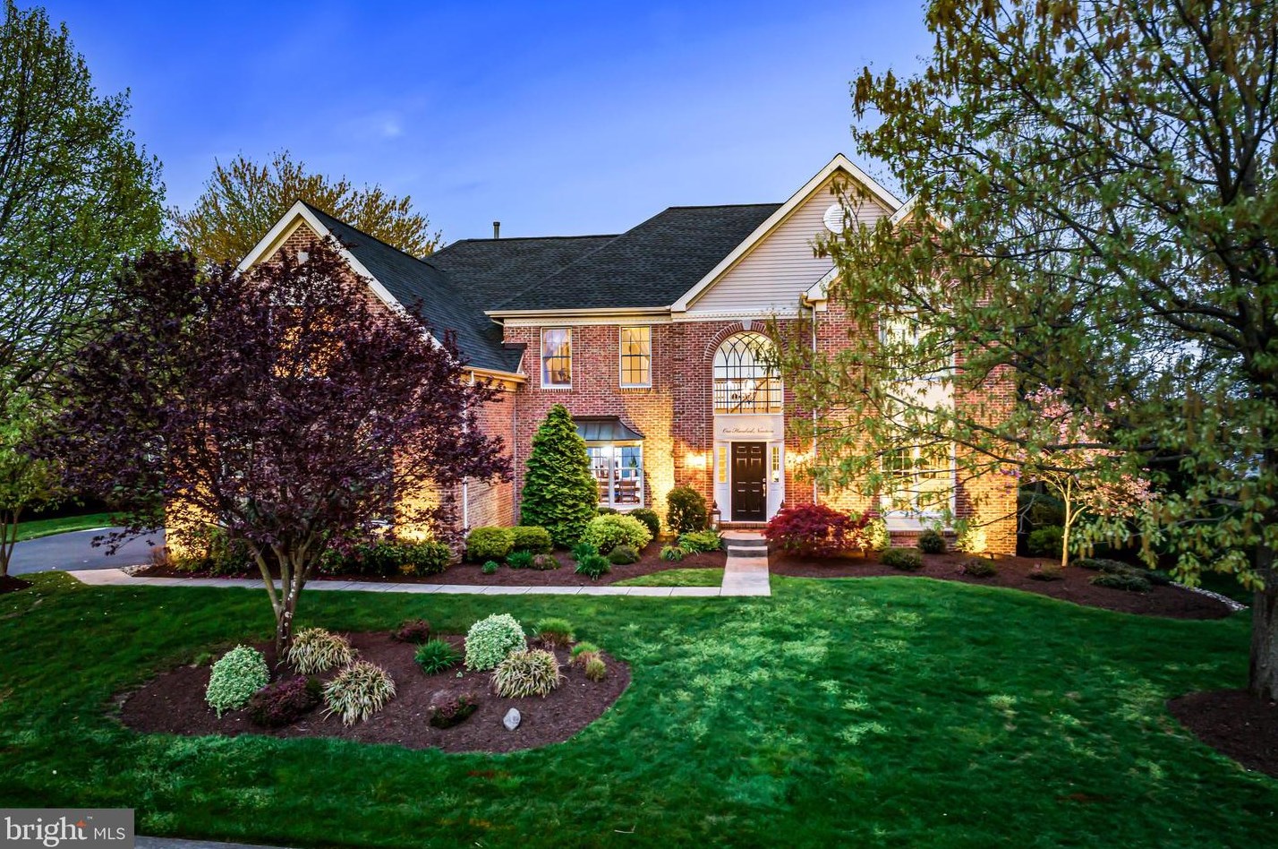 119 Country Club Dr, Moorestown, NJ 08057