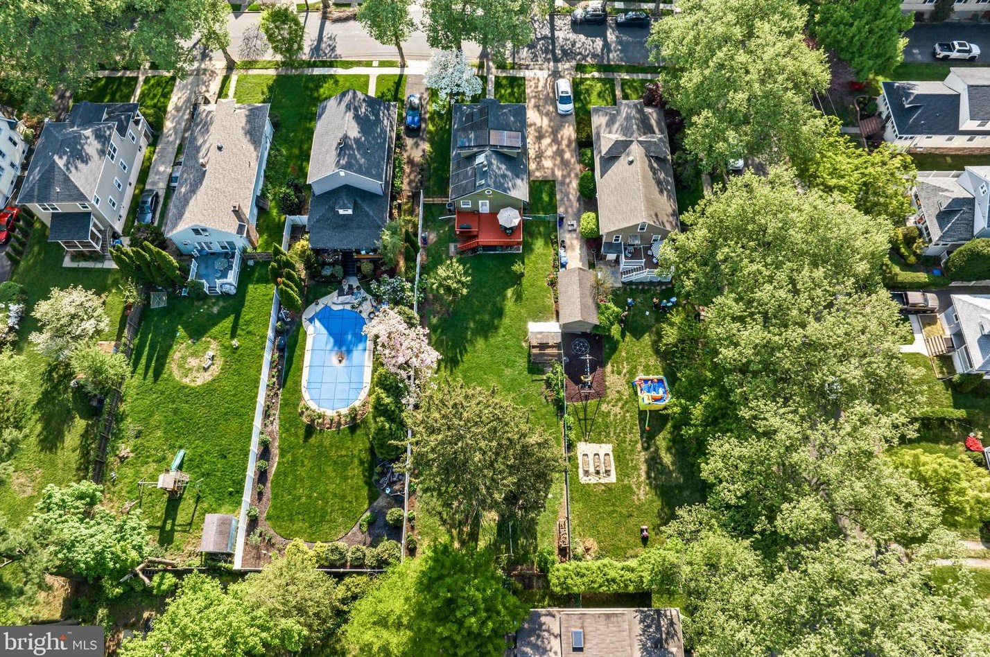 313 Fairview Ave, Moorestown NJ 08057-2316 exterior