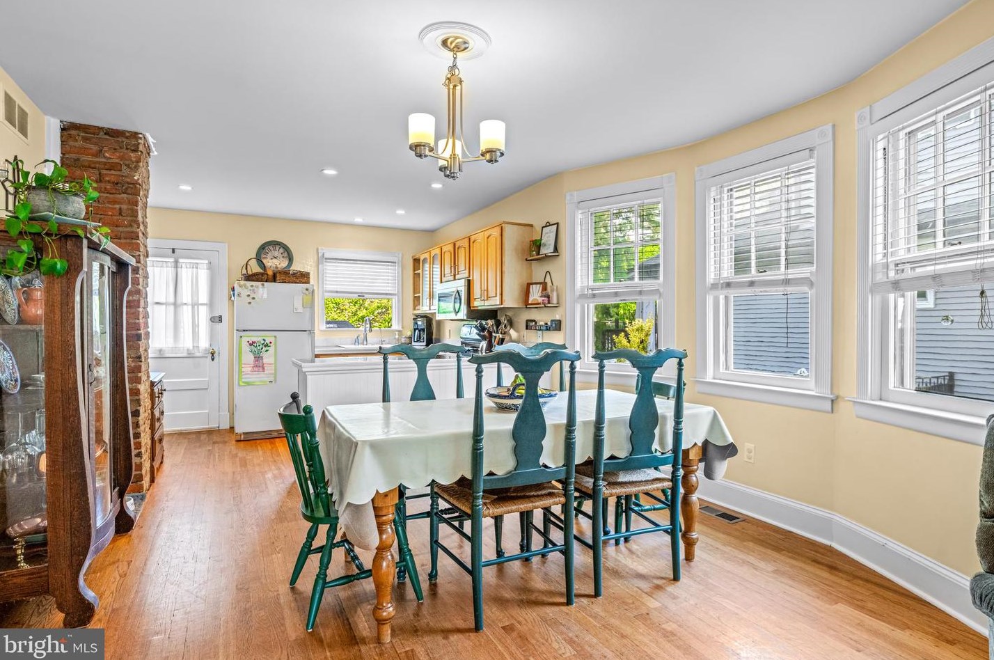 313 Fairview Ave, Moorestown NJ 08057-2316 exterior