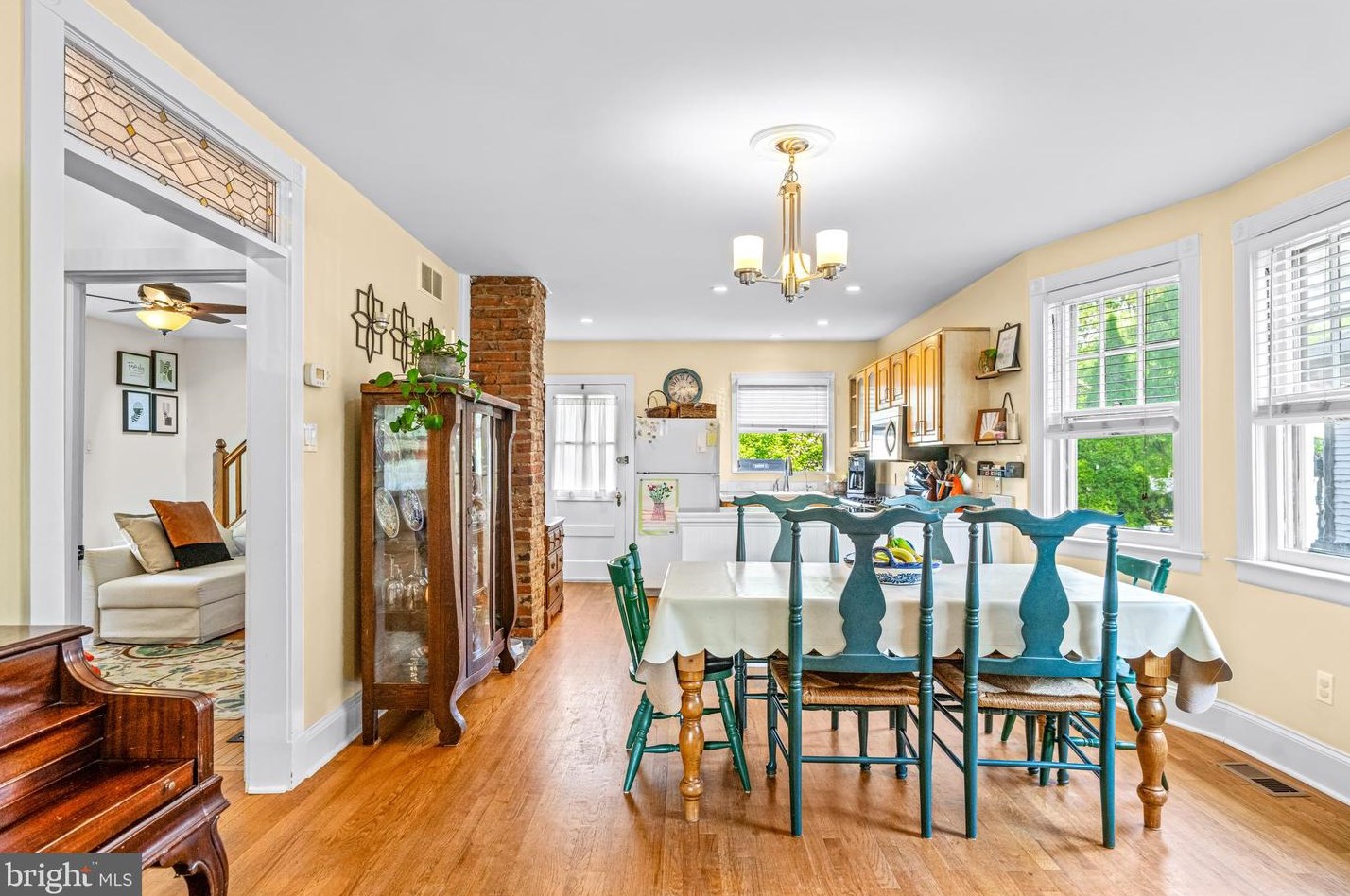 313 Fairview Ave, Moorestown NJ 08057-2316 exterior