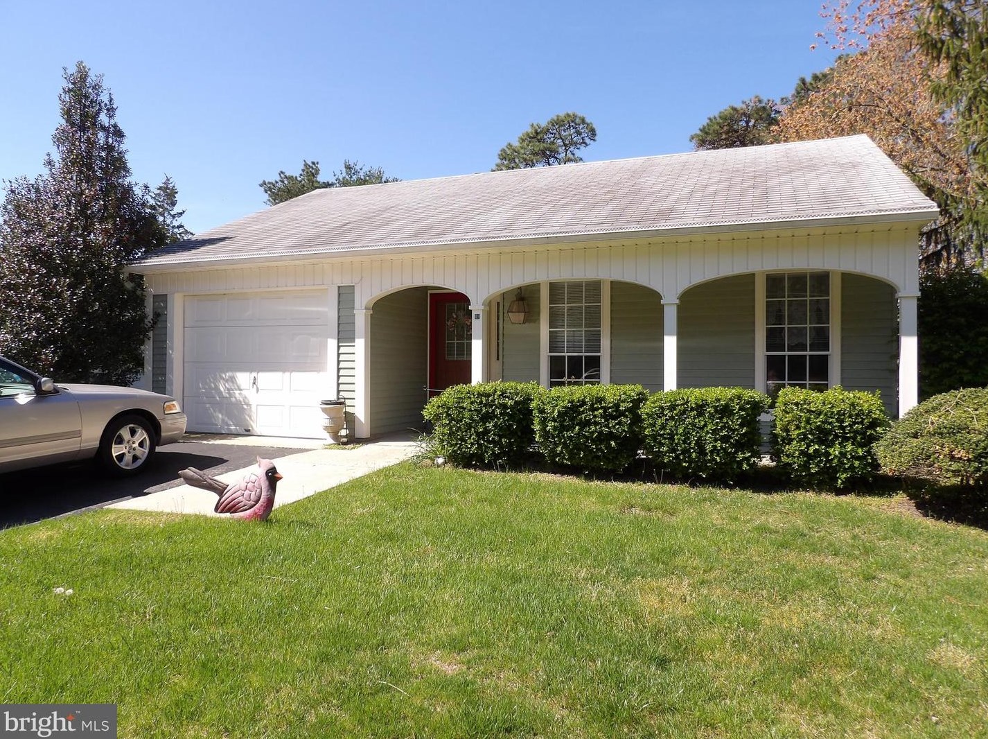 870 Westminster Dr, Southampton, NJ 08088-1038