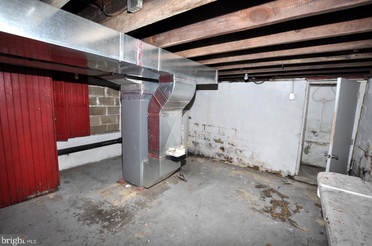 137 Juniper St, Burlington NJ 08016-1403 exterior