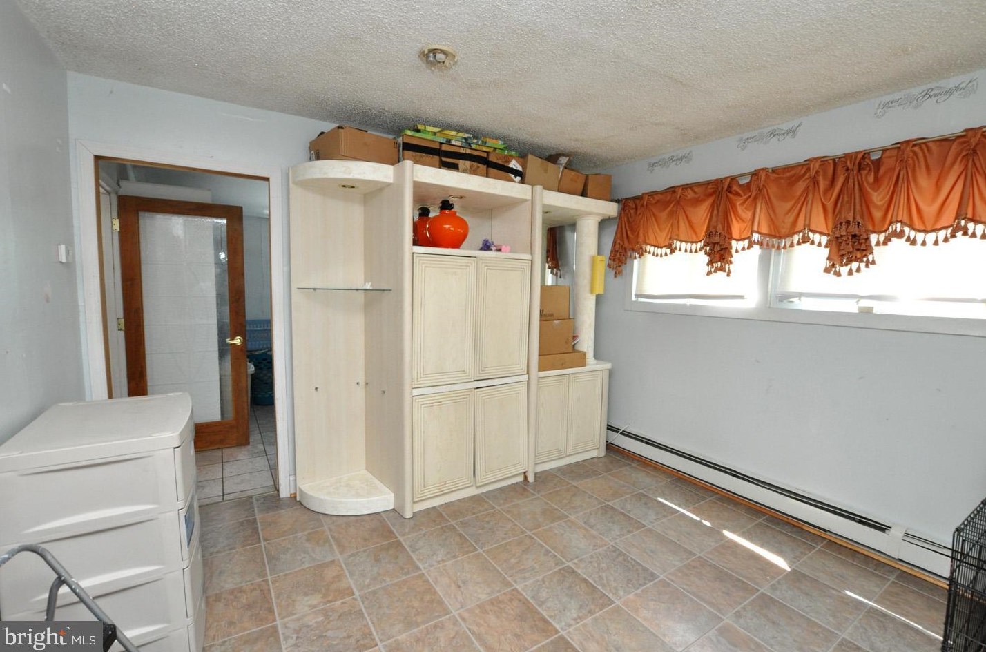 56 Mandolin Ln, Willingboro NJ  08046-2808 exterior