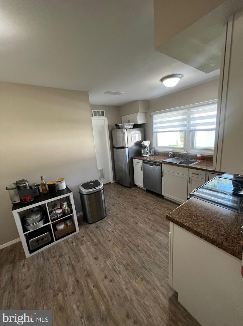 43 Norwood Ln, Willingboro NJ  08046-1332 exterior