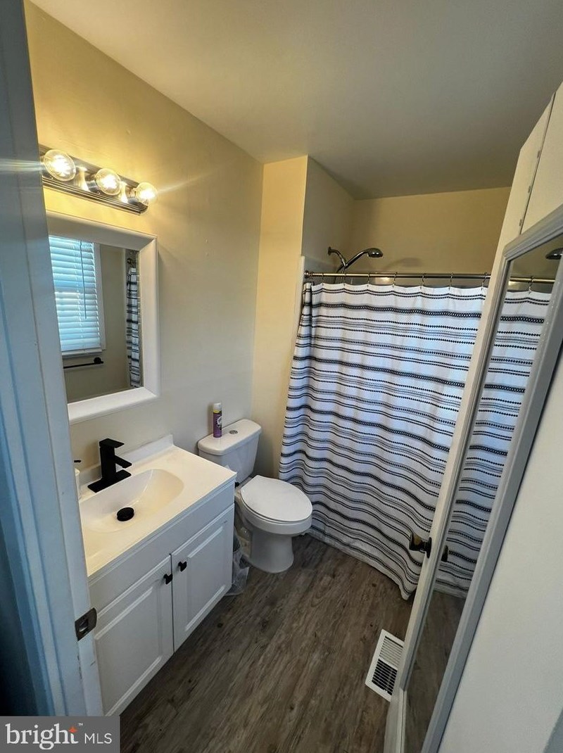 43 Norwood Ln, Willingboro NJ  08046-1332 exterior