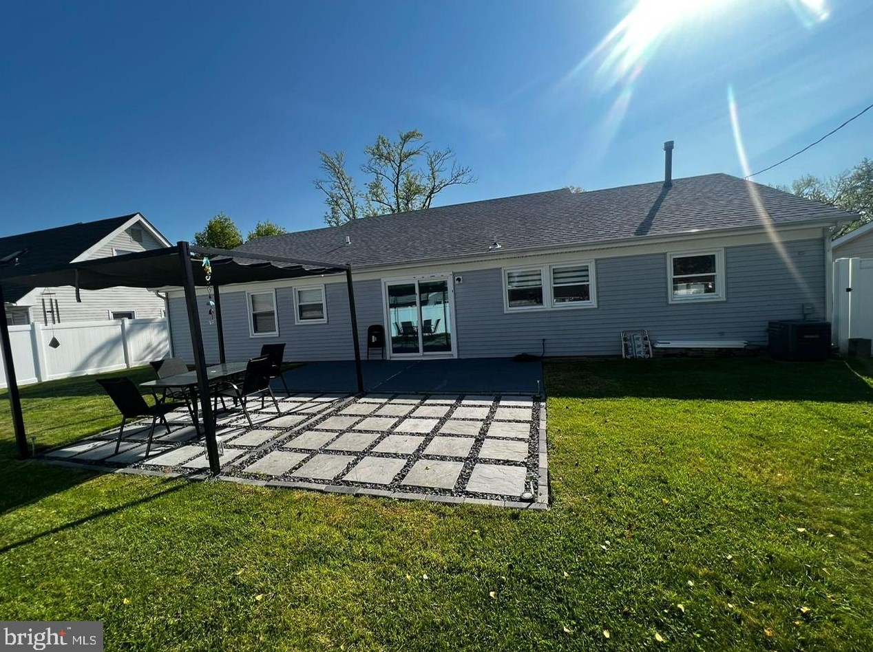 43 Norwood Ln, Willingboro NJ  08046-1332 exterior