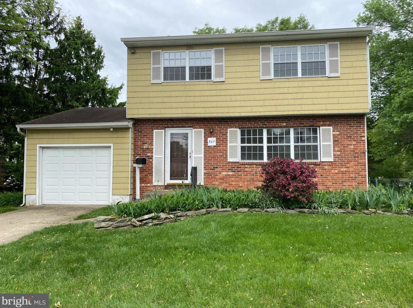 507 Pine St, Florence, NJ 08518-2507
