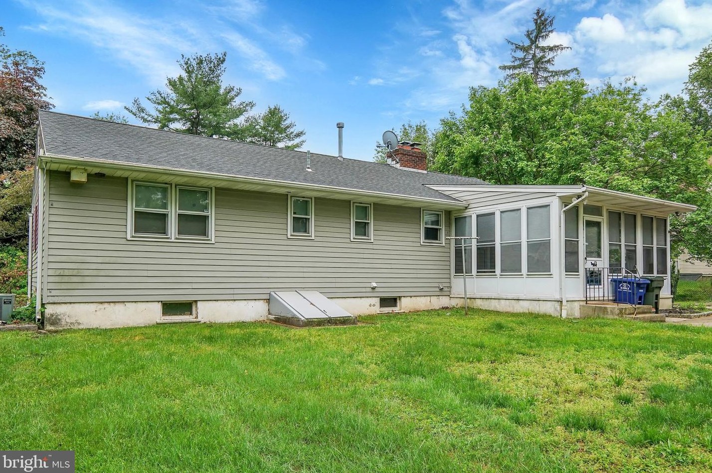 219 Charleston Rd, Willingboro NJ  08046-2002 exterior