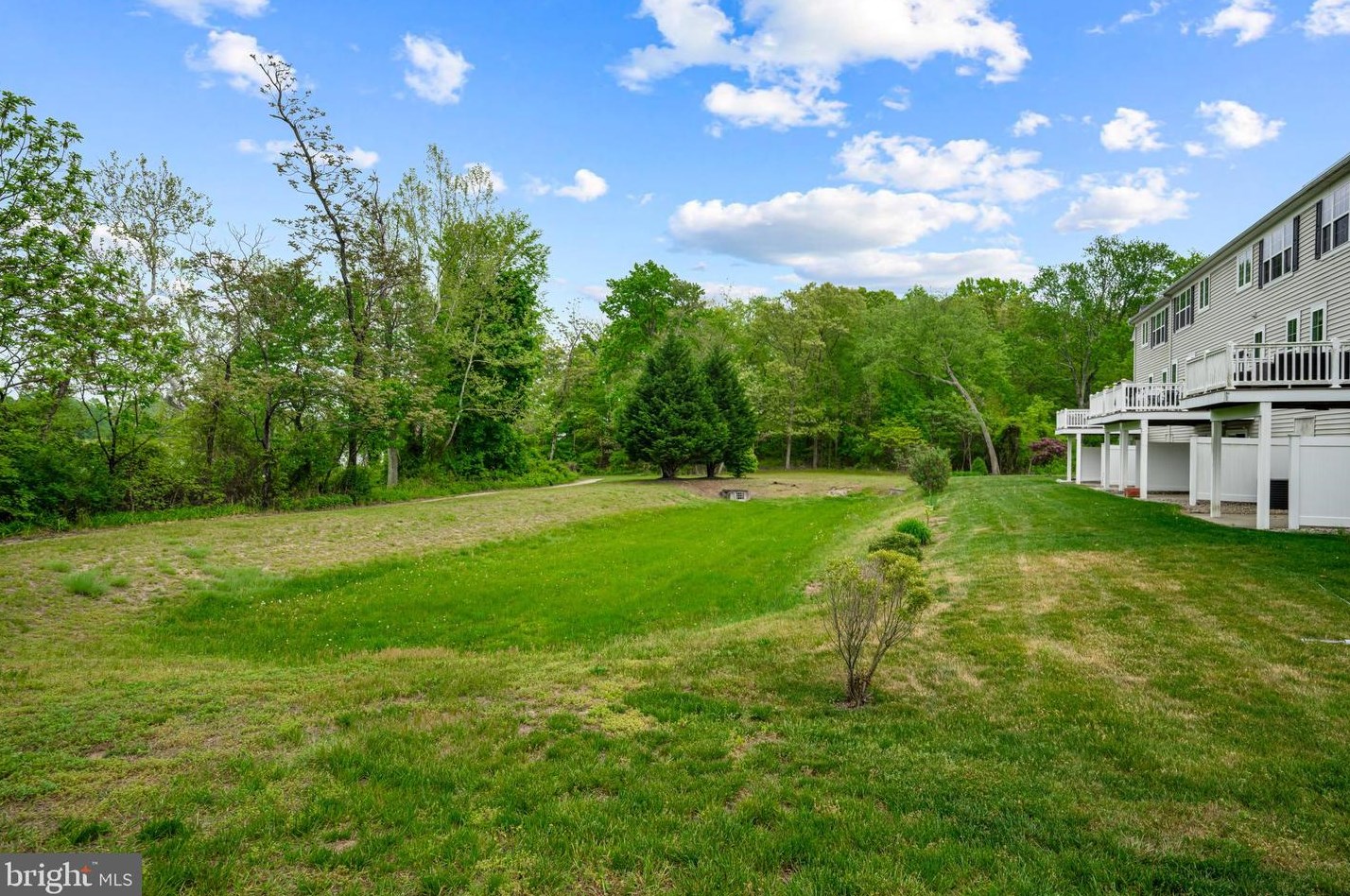 49 Overlook Dr, Mount Laurel NJ 08054-6108 exterior