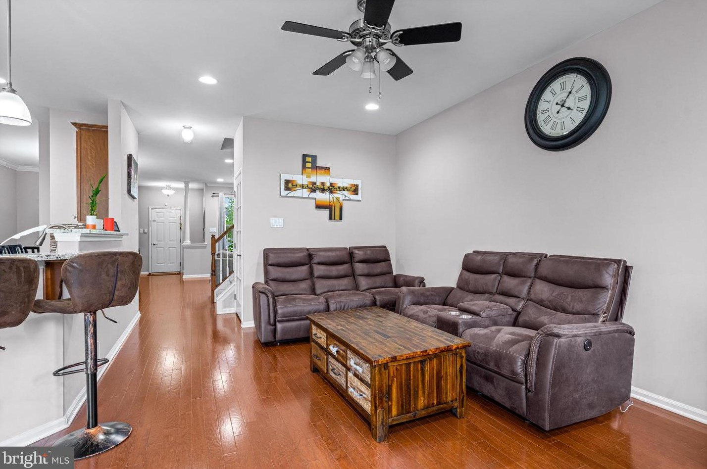 49 Overlook Dr, Mount Laurel NJ 08054-6108 exterior