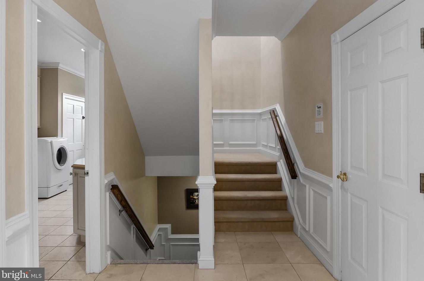 32 Cv Rd, Moorestown NJ 08057-3949 exterior