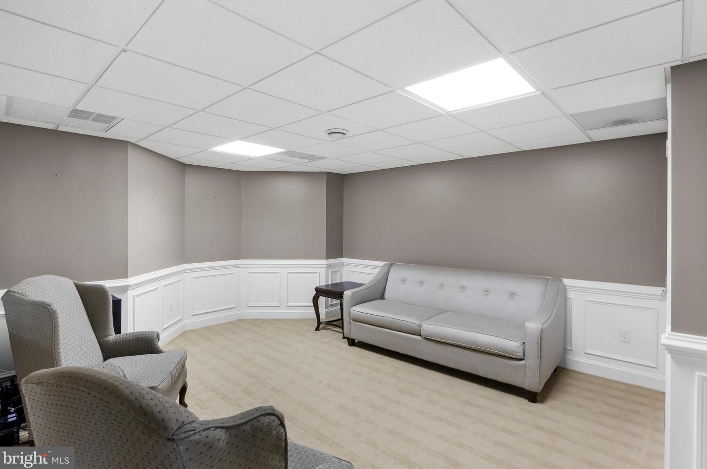 32 Cv Rd, Moorestown NJ 08057-3949 exterior