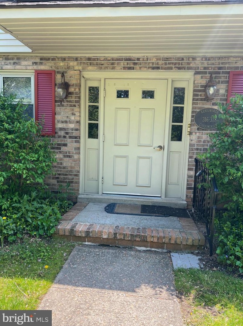 316 Kenilworth Ave, Moorestown, NJ 08057-2318