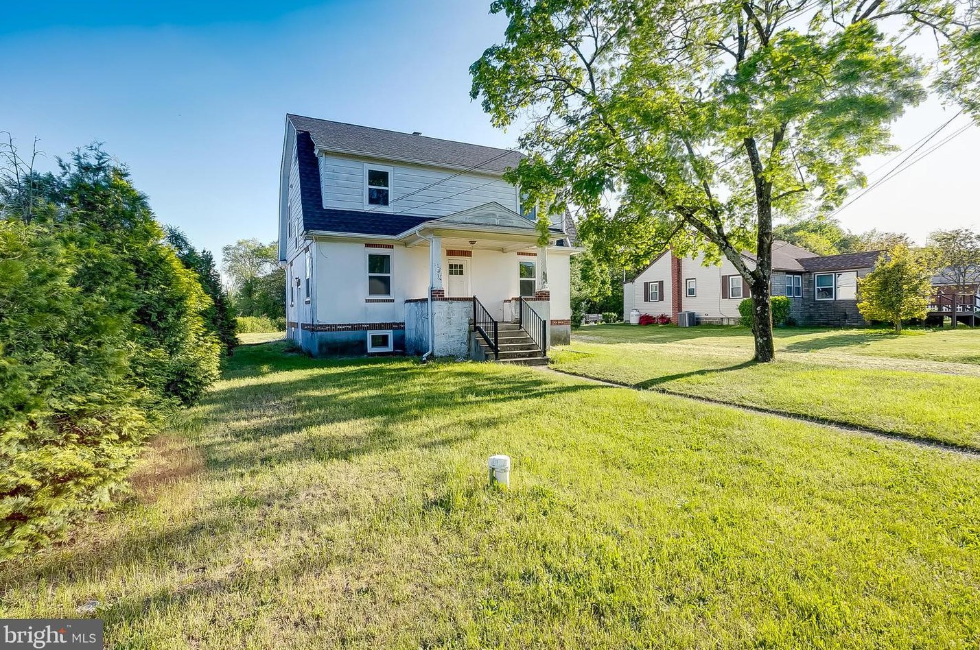113 S Pemberton Rd, Pemberton, NJ 08068