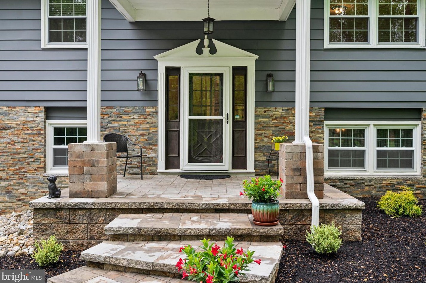26 Vernetta Ln, Medford, NJ 08055