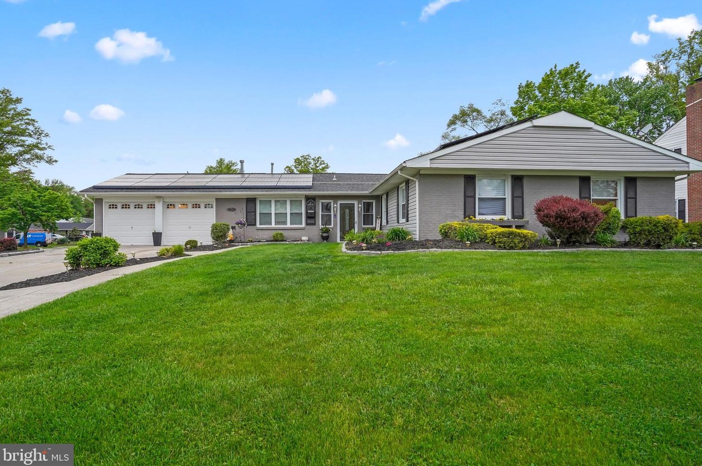 4 Trebing Ln, Willingboro, NJ 08046