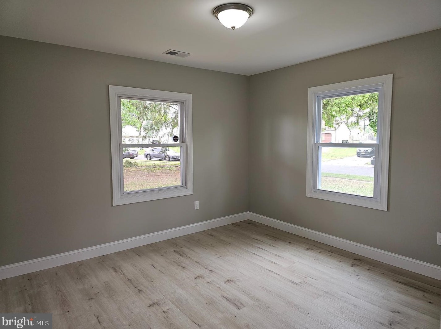 51 Brunswick Ln, Willingboro NJ  08046-1621 exterior