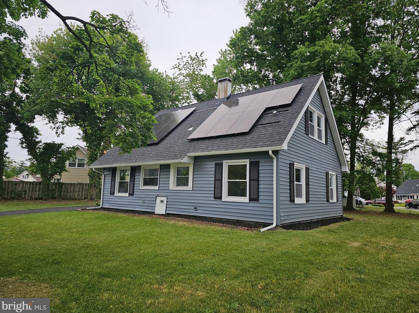 51 Brunswick Ln, Willingboro NJ  08046-1621 exterior