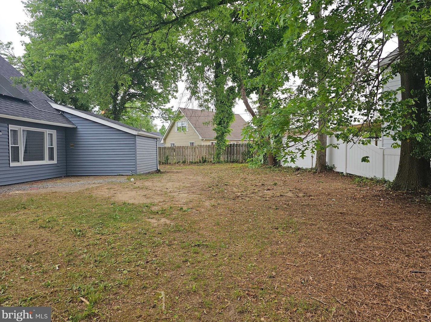 51 Brunswick Ln, Willingboro NJ  08046-1621 exterior