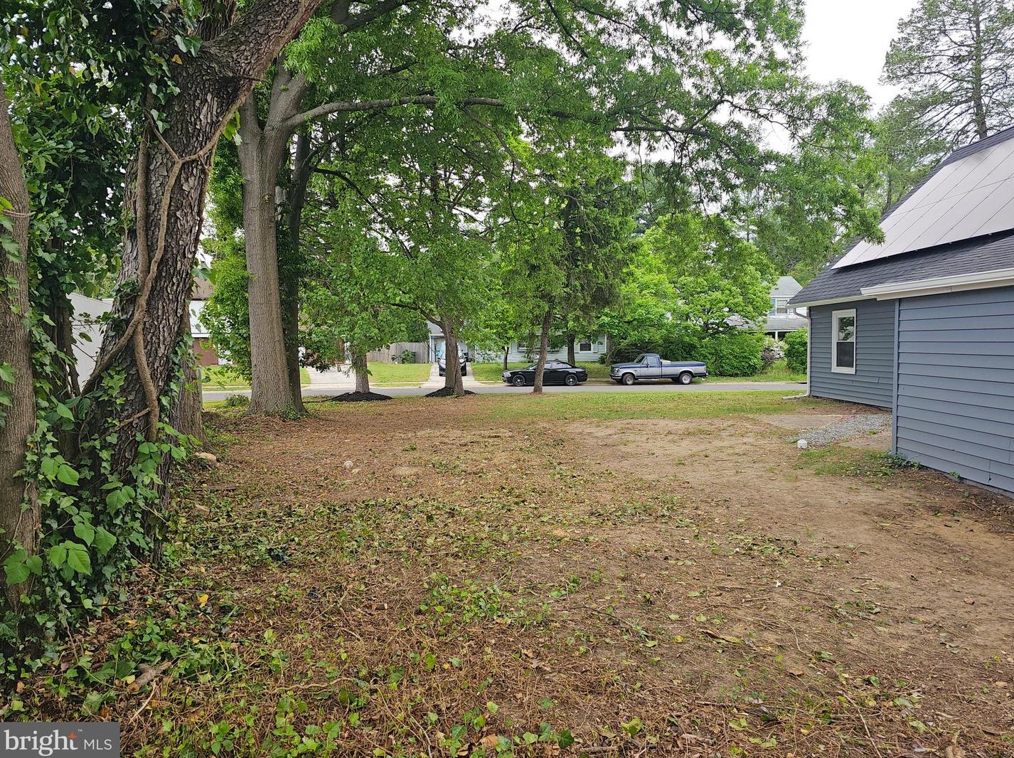 51 Brunswick Ln, Willingboro NJ  08046-1621 exterior