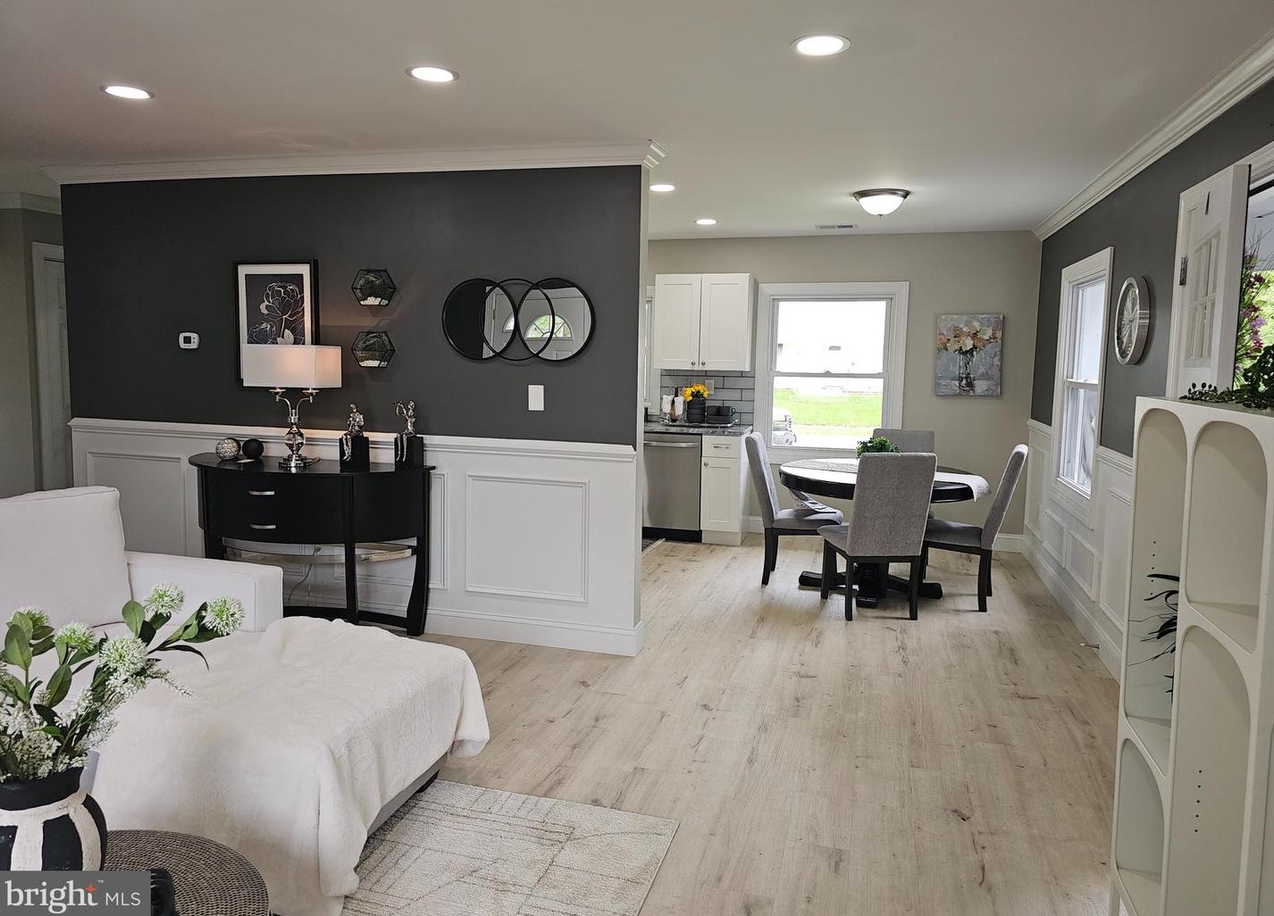 51 Brunswick Ln, Willingboro NJ  08046-1620 exterior