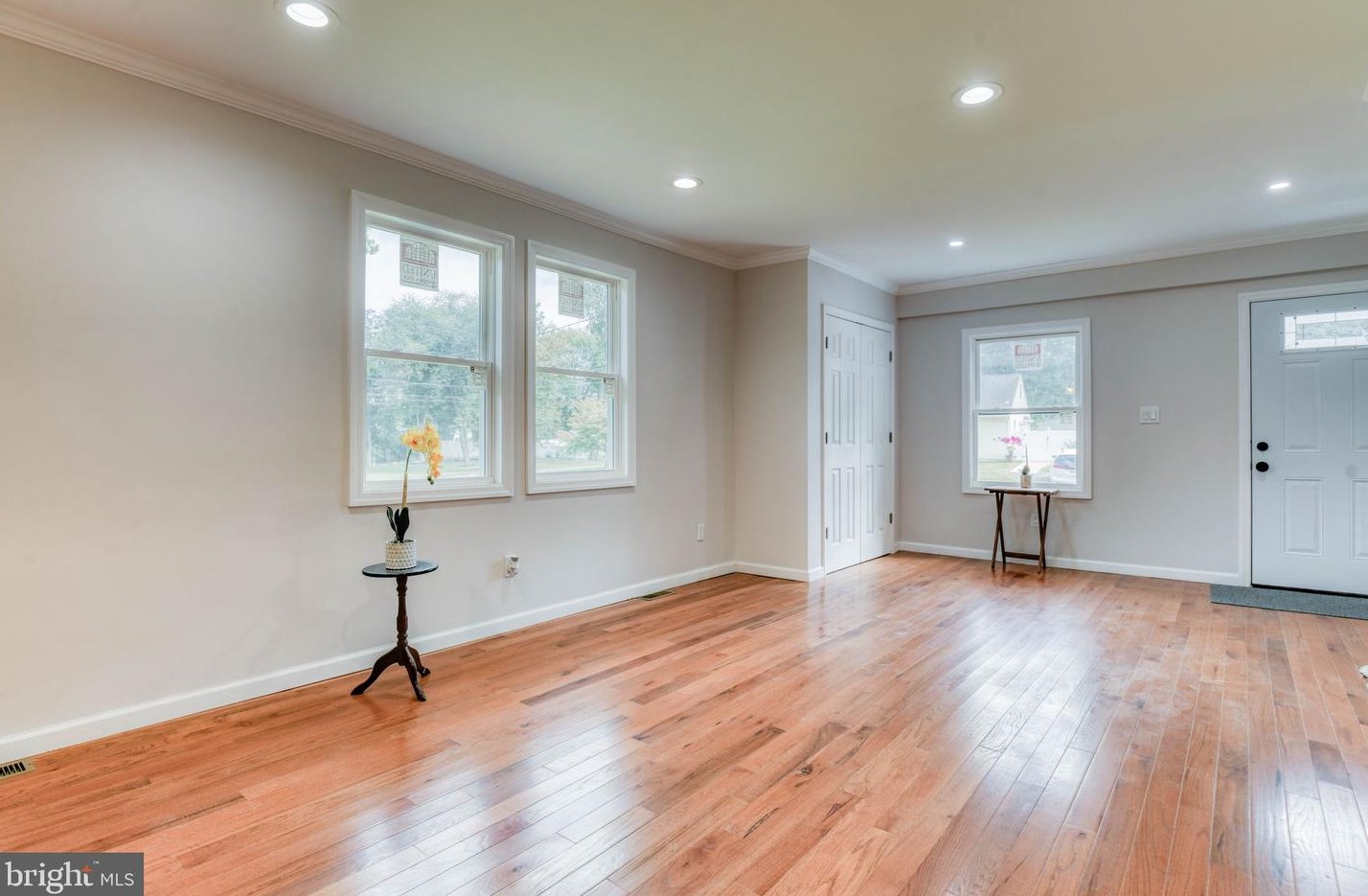 206 Garnet Ave, Mount Laurel NJ exterior