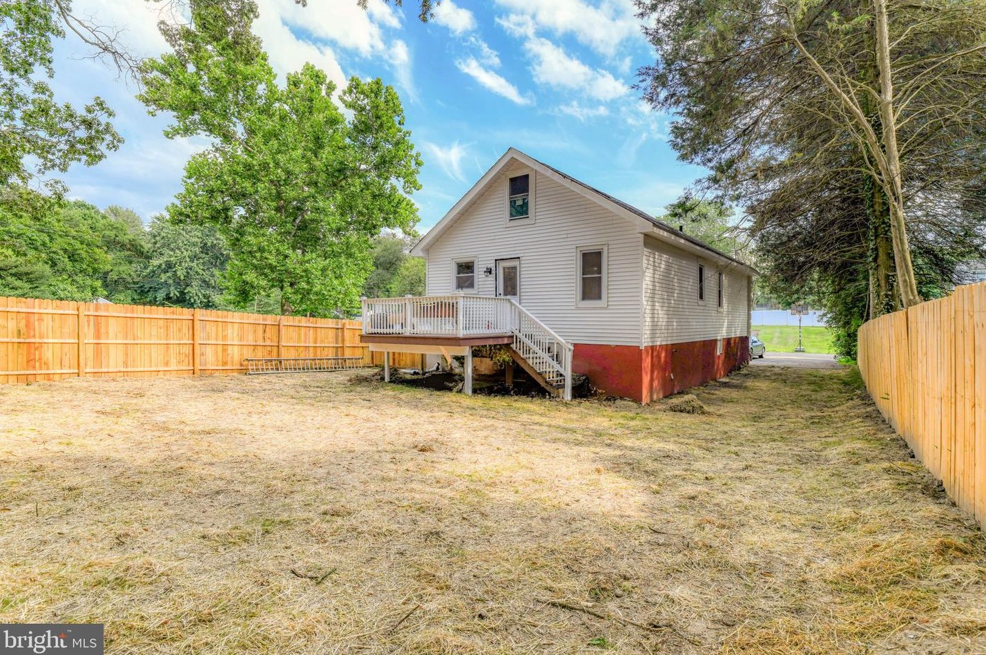 206 Garnet Ave, Mount Laurel NJ exterior