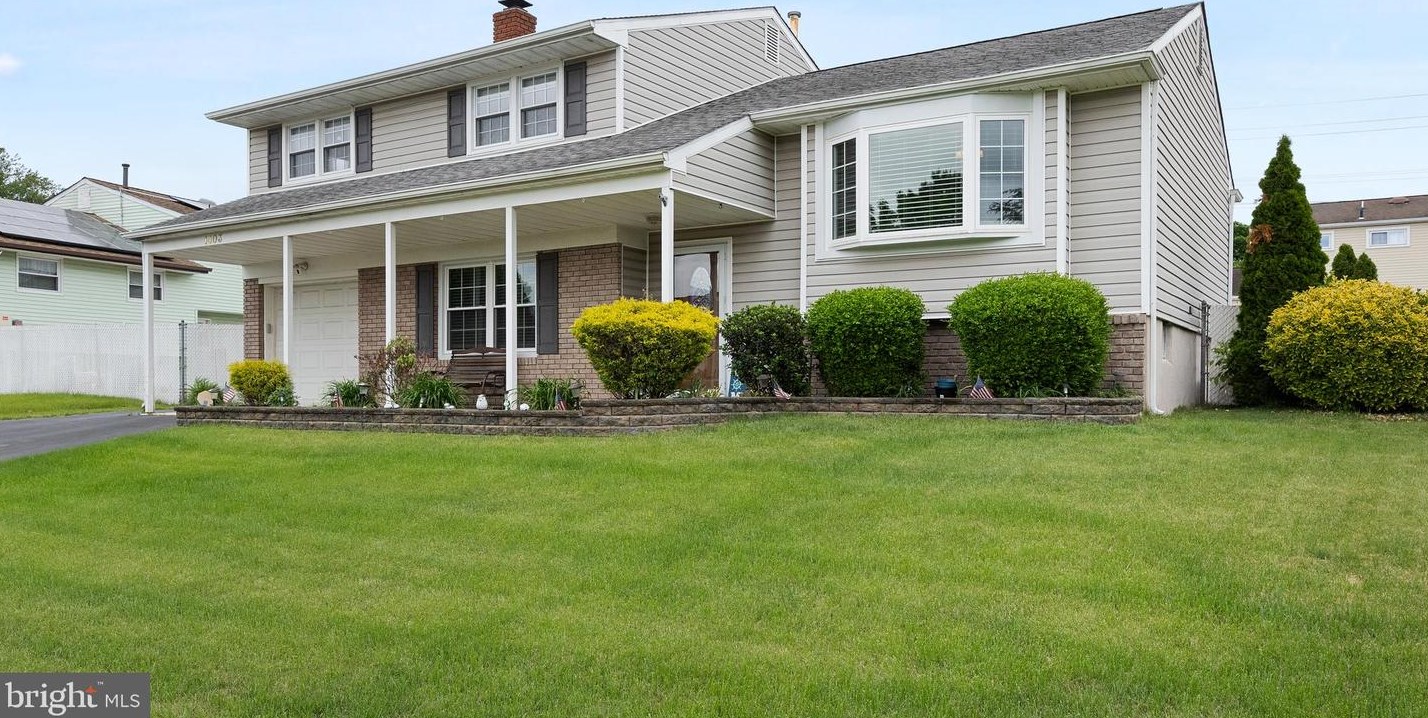 1403 Noreen Dr, Burlington, NJ 08016-2365