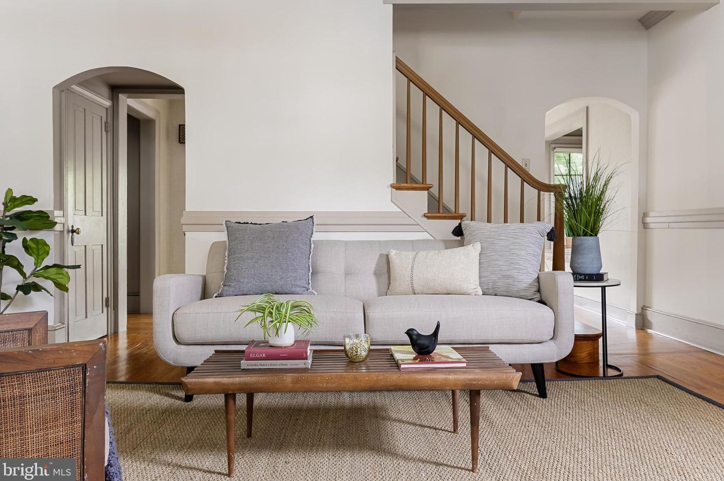 281 2 St, Moorestown NJ 08057-3304 exterior