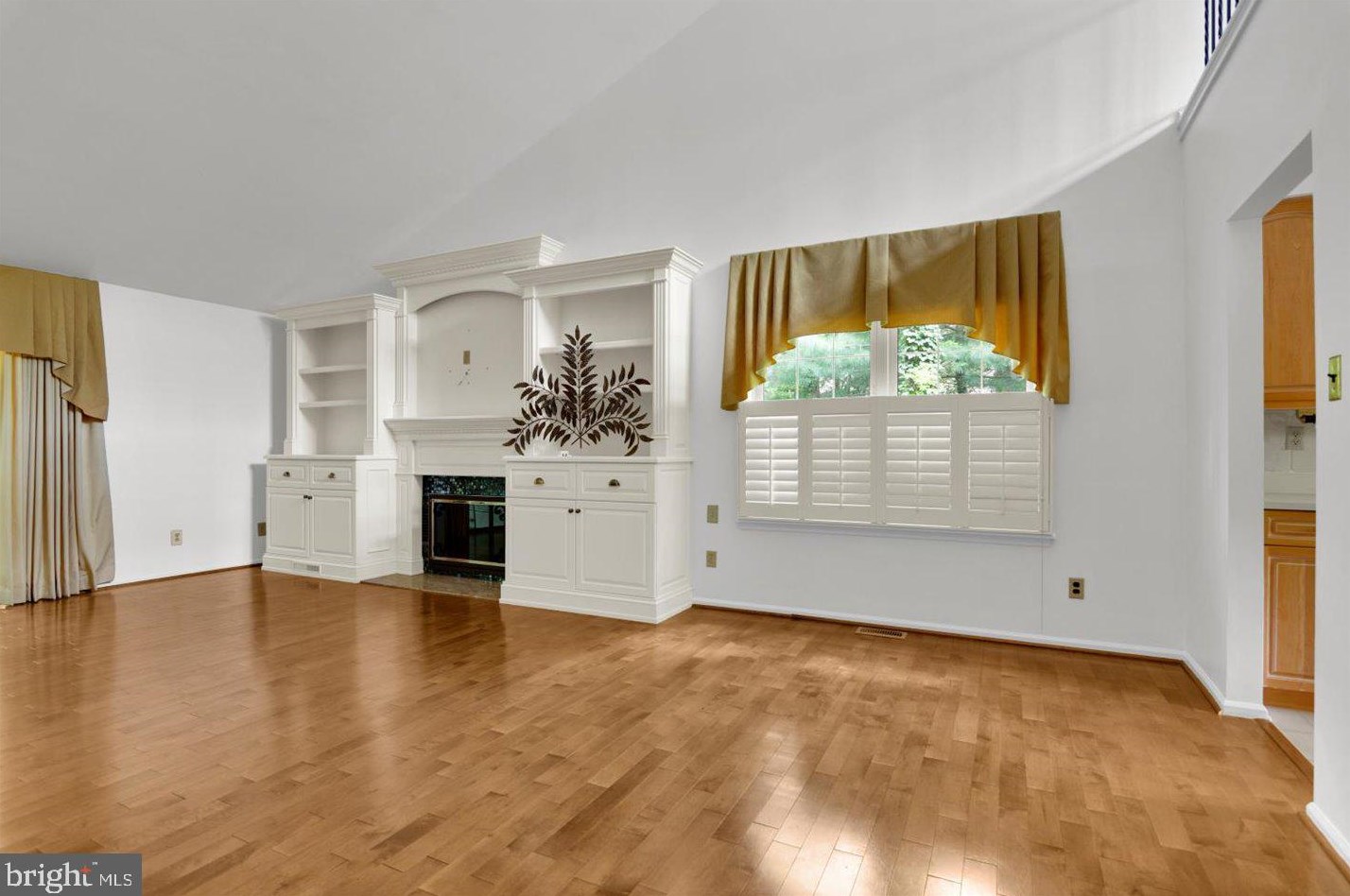 24 Stanwood Ct, Medford, NJ 08055