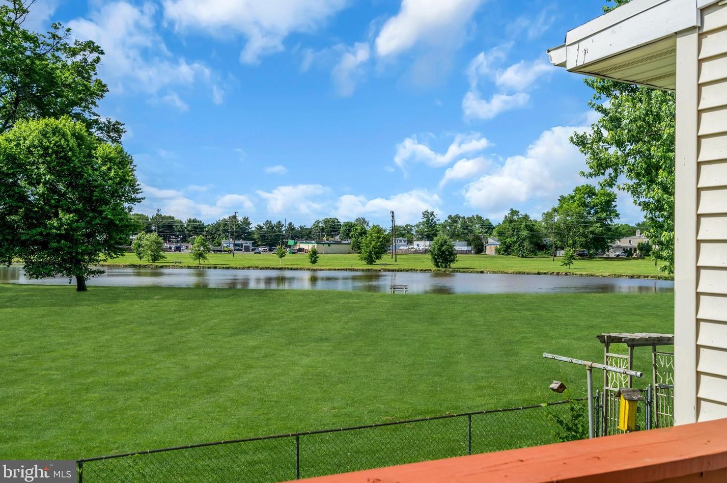 205 Federal St, Burlington NJ 08016-1614 exterior