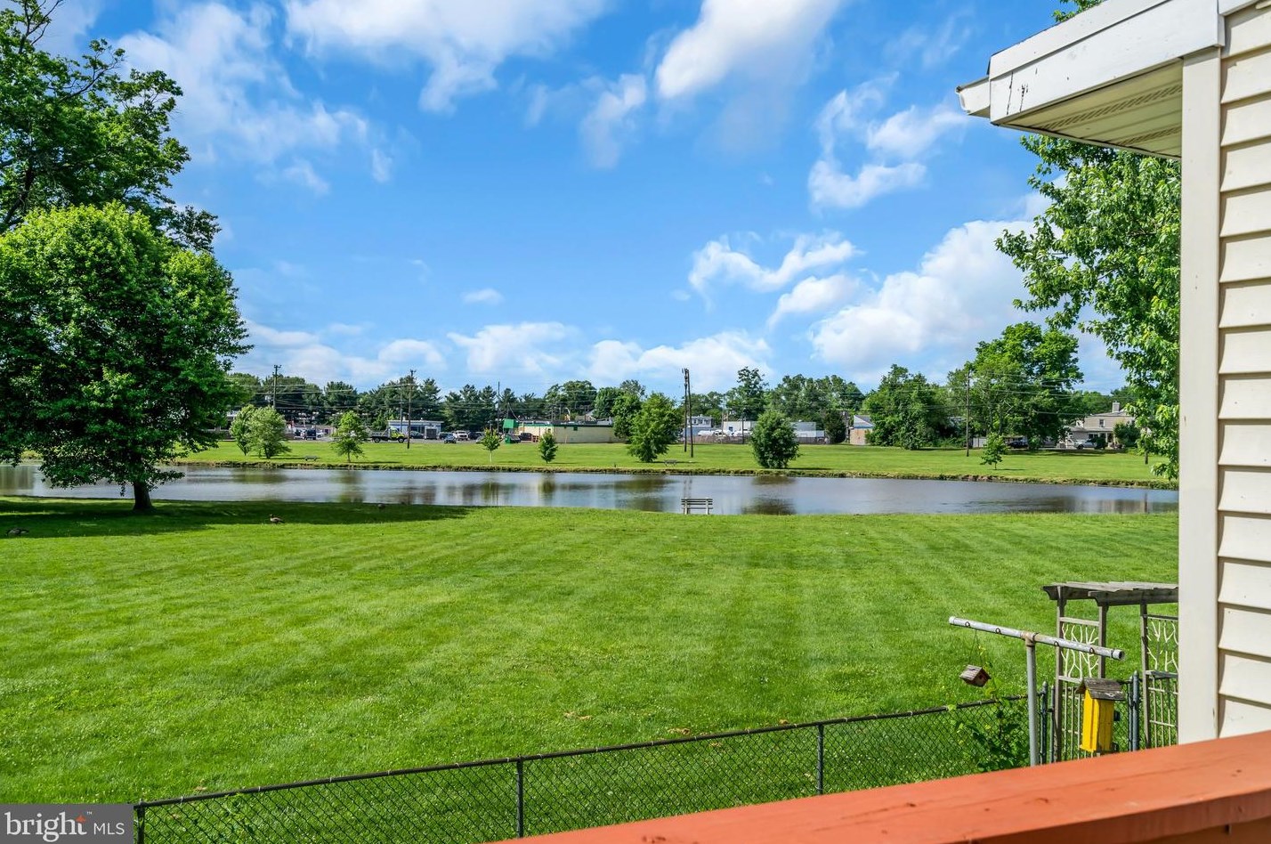 205 Federal St, Burlington NJ 08016-1614 exterior